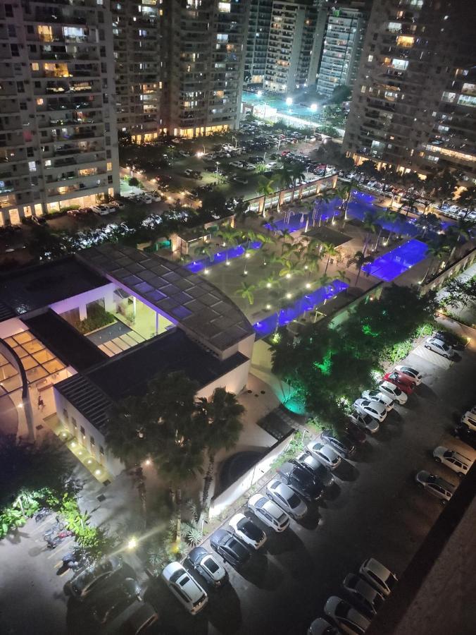 Apartment Pool View